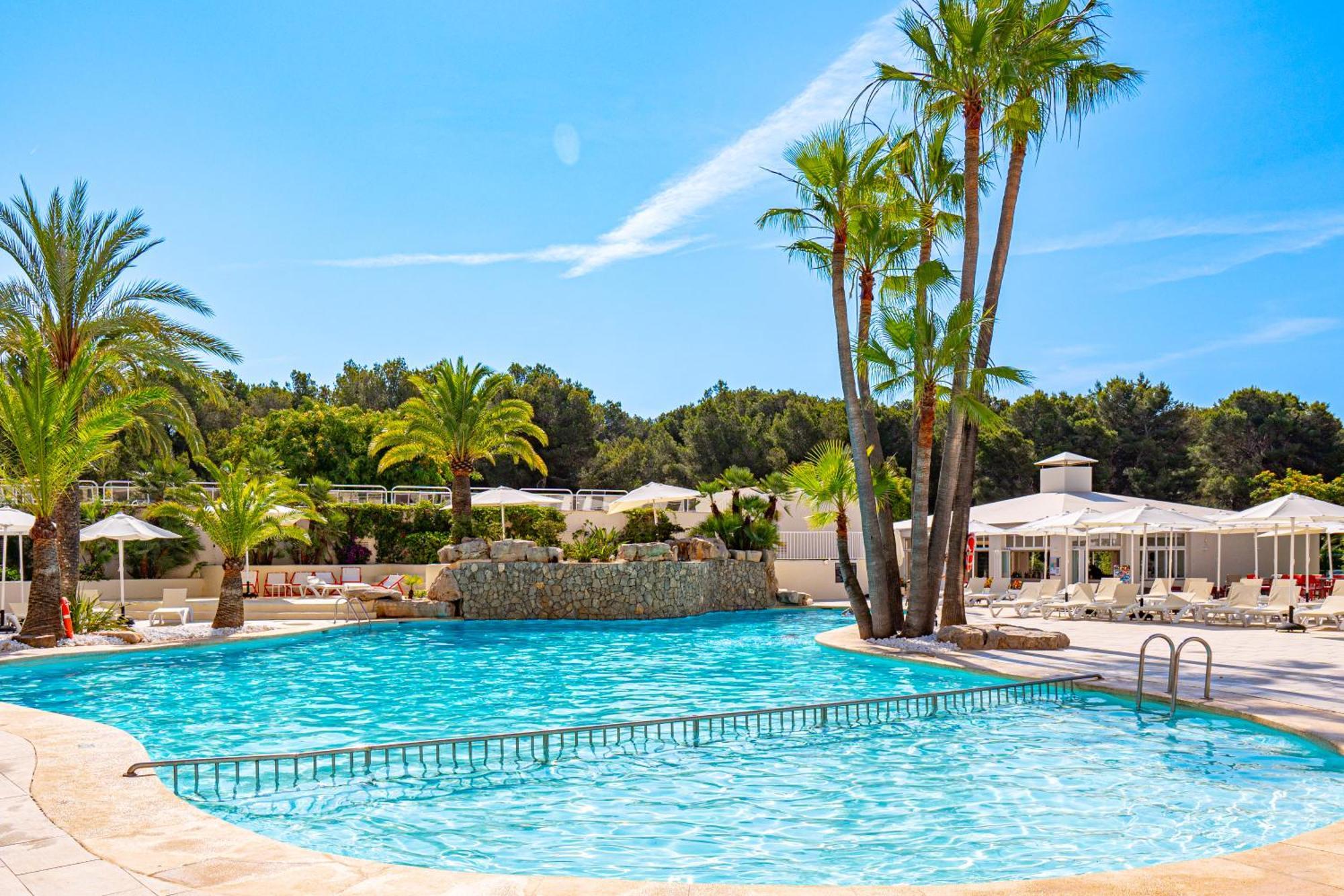 Hotel Rosella Affiliated By Intelier Sa Coma  Extérieur photo