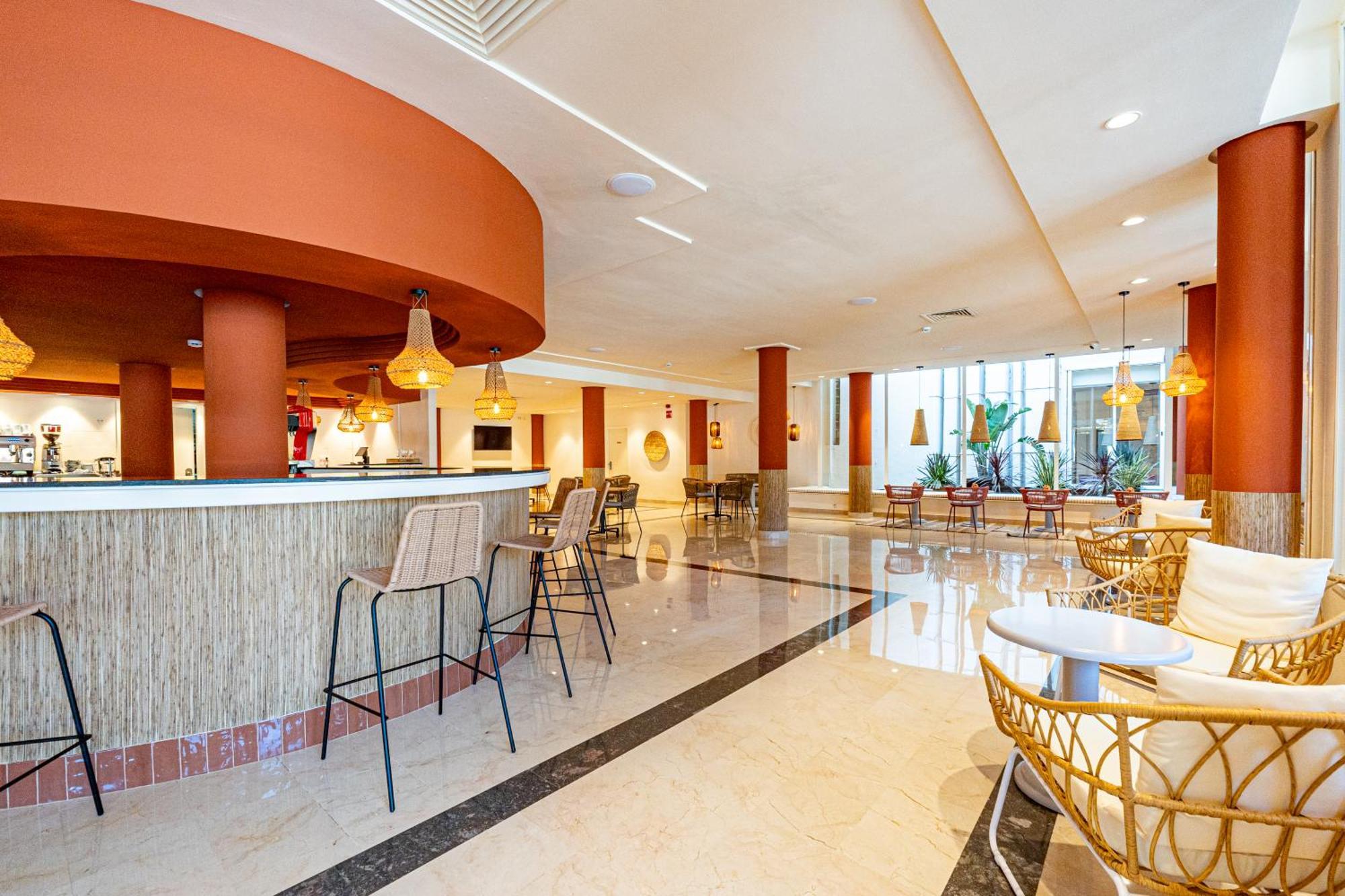 Hotel Rosella Affiliated By Intelier Sa Coma  Extérieur photo