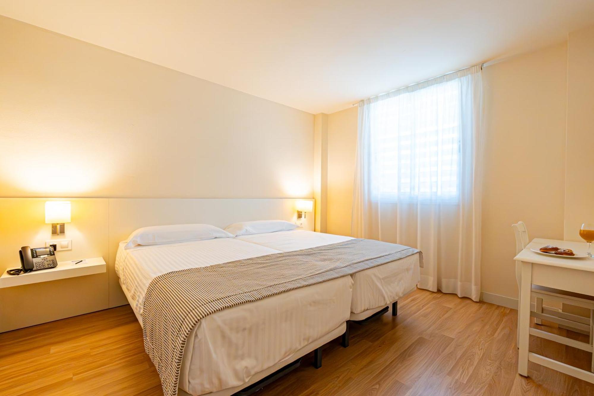 Hotel Rosella Affiliated By Intelier Sa Coma  Extérieur photo